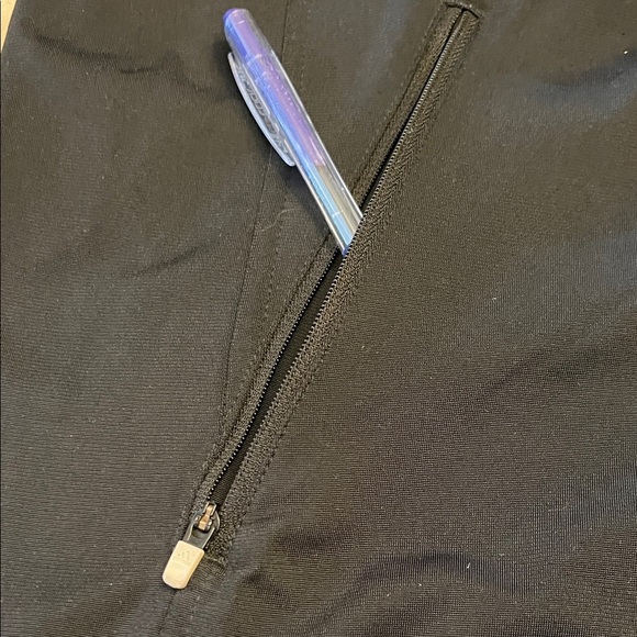 Adidas Men's Black Windbreaker with White stripes size XL - Picture 6 of 11